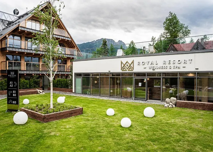 Royal & - Taras Z Widokiem Na Basen * 扎科帕内